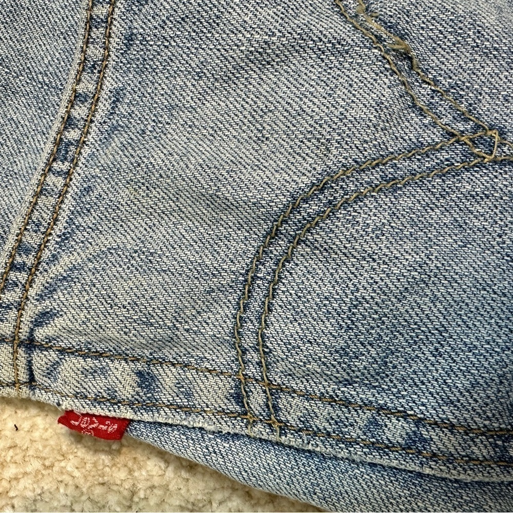 Levi’s Men’s 505 Light Weight Waist 36  Made in 2008 Light Washed Jean Shorts - Picture 9 of 9